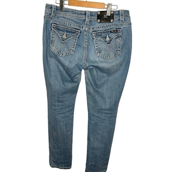 Miss Me Mid Rise Skinny Blue Jeans 💙 - Picture 2 of 14